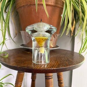 Vintage blown glass la Vida mushroom oil lamp